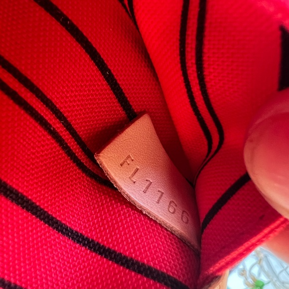 🔥🔥NWOT Louis Vuitton Jungle Dot Neverfull MM Limited Edition Bag🔥🔥 - Picture 11 of 15